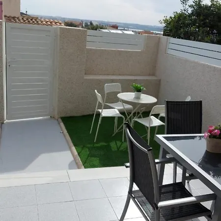 Casa Chloe, Urbanizacion Privada *